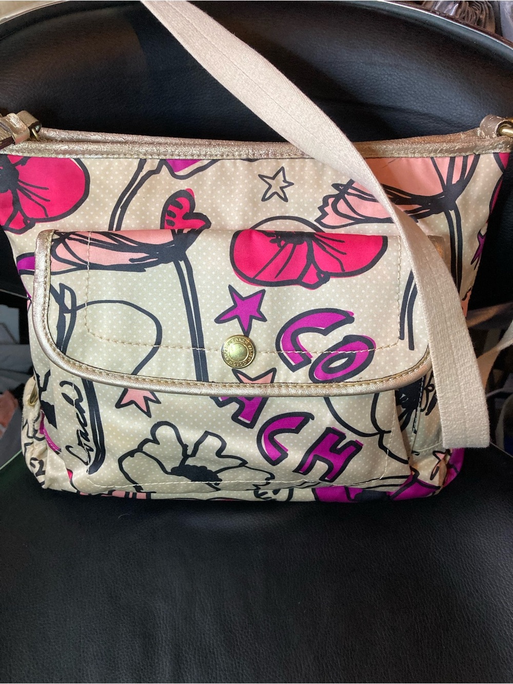 Vintage Coach  Poppy Beige Crossbody Bag with Pink Floral Print